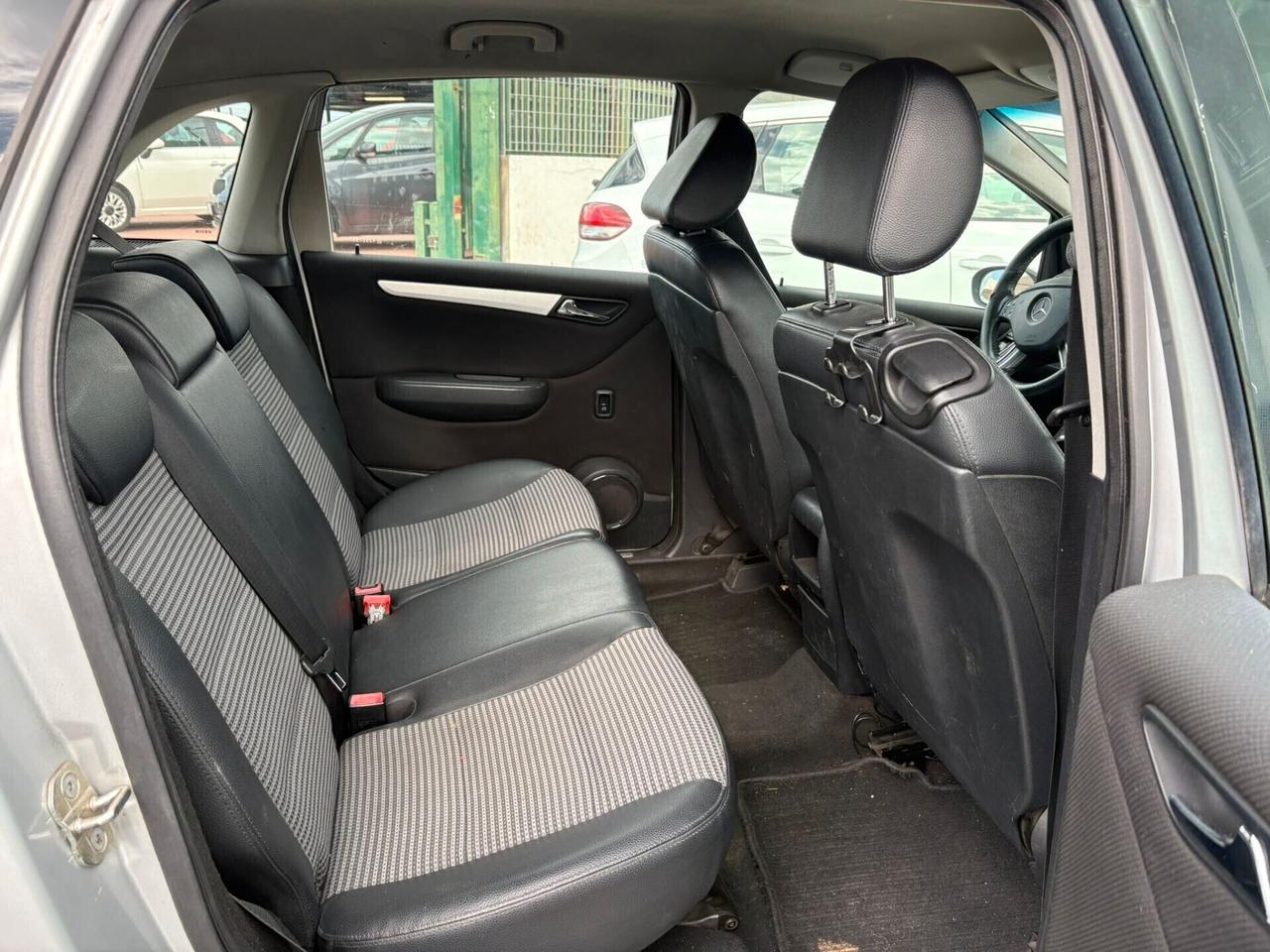 Mercedes-benz B 200 180 CDI BlueEFFICIENCY Premium