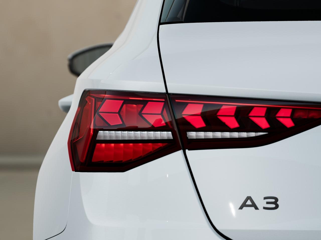 Audi A3 sportback 35 2.0 tdi s line edition s-tronic