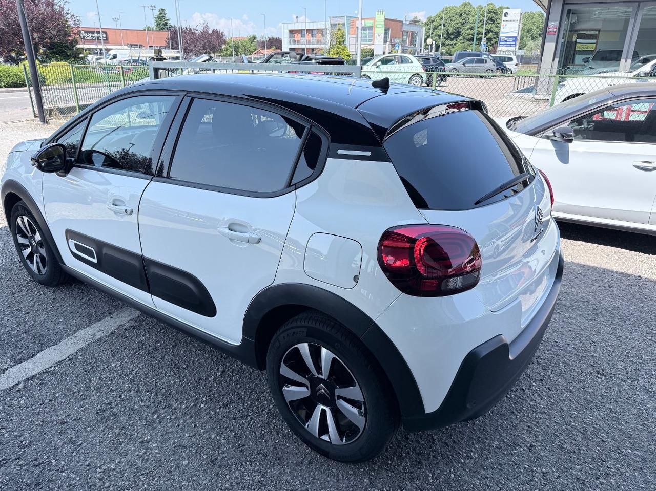 Citroen C3 1.2 puretech Shine s&s 83cv