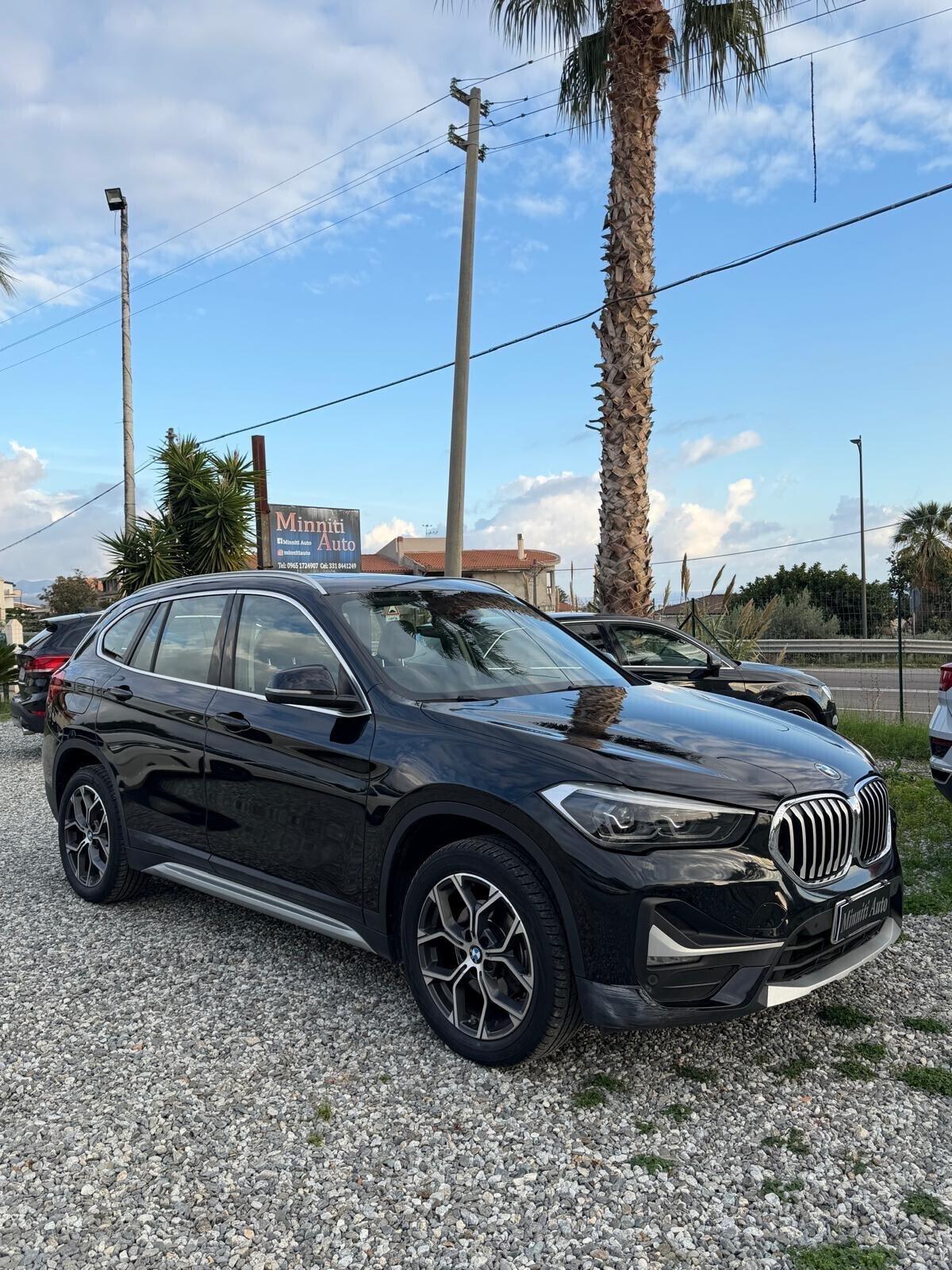 Bmw X1 sDrive18d xLine con tetto apribile