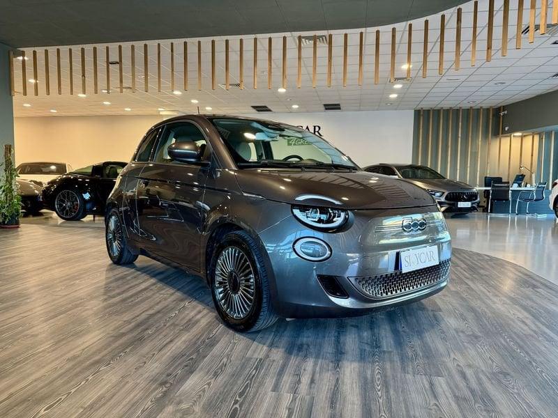 FIAT 500 500e 3+1 42 kWh Icon +