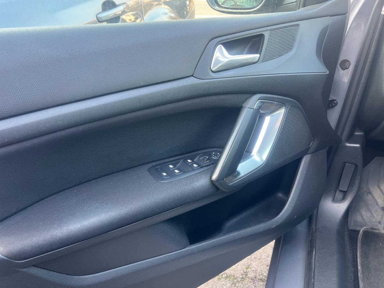 Peugeot 308 BlueHDi 150 S&S Business