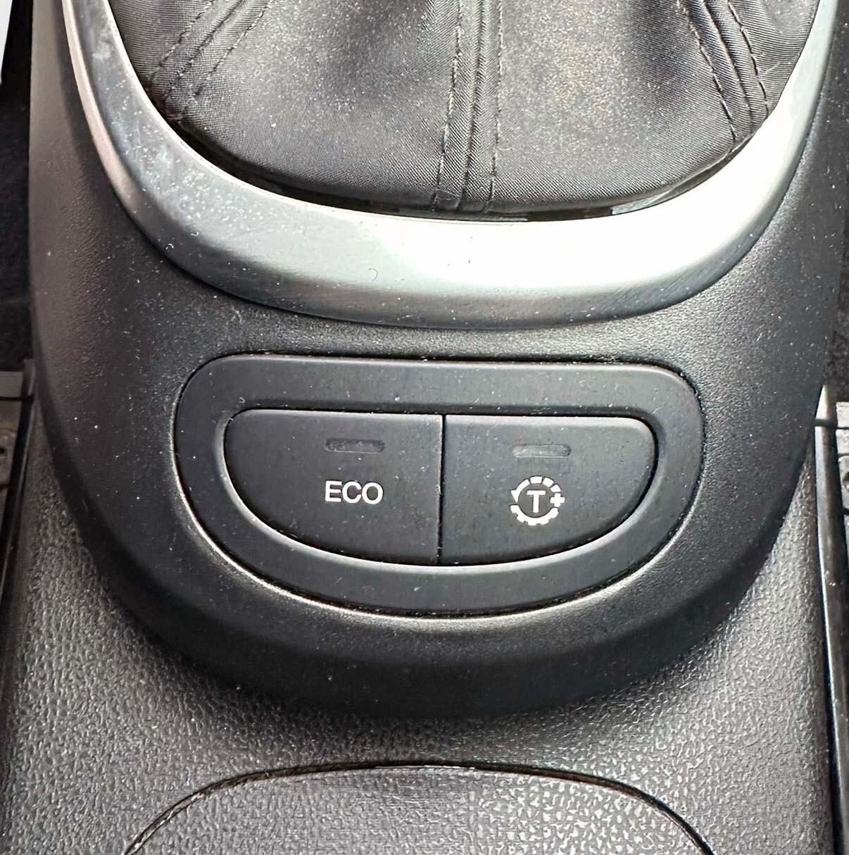 Fiat 500L 1.3 Multijet 95 CV Trekking Tetto Panoramico Cambio Automatico Navigatore