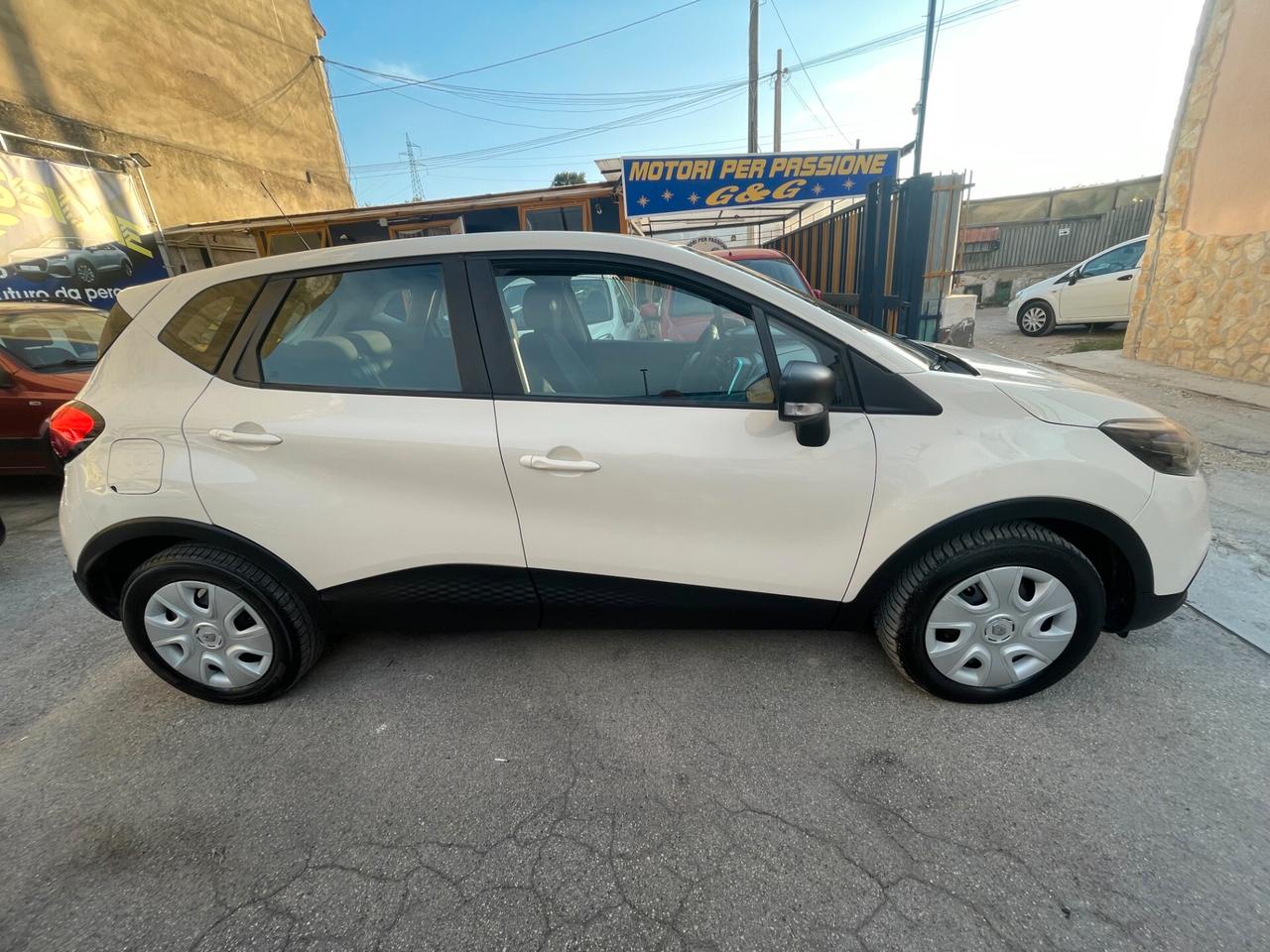 Renault Captur dCi 8V 90 CV EDC Start&Stop Energy Iconic