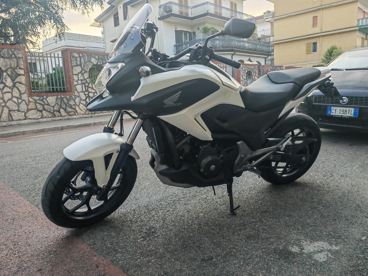 Honda NC 750 S CAMBIO AUTOMATICO