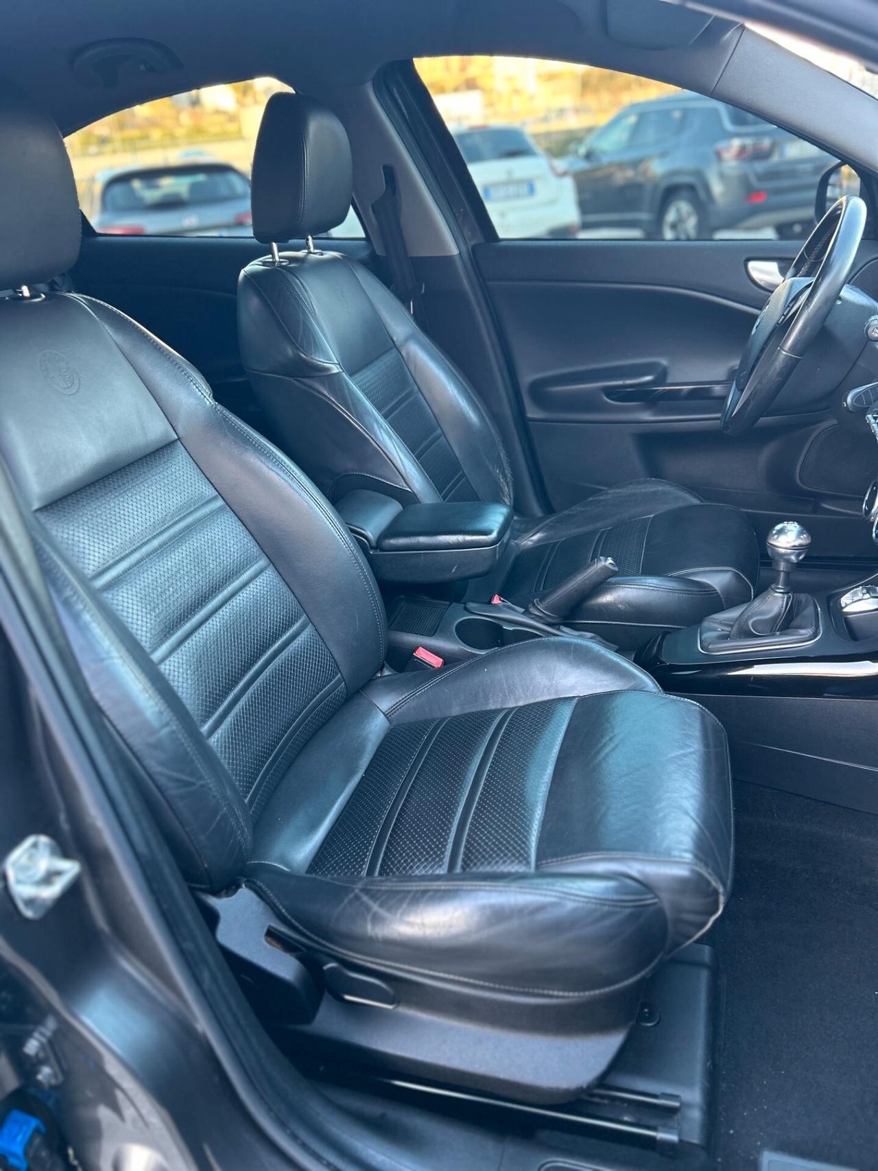 Alfa Romeo Giulietta 1.6 JTDm-2 105 CV Exclusive