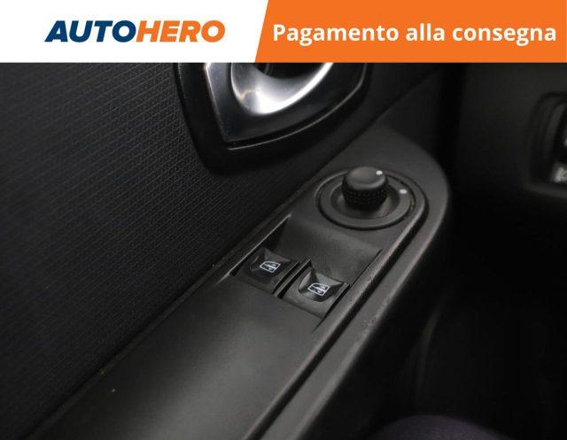 RENAULT Clio 1.2 75CV 5 porte Life