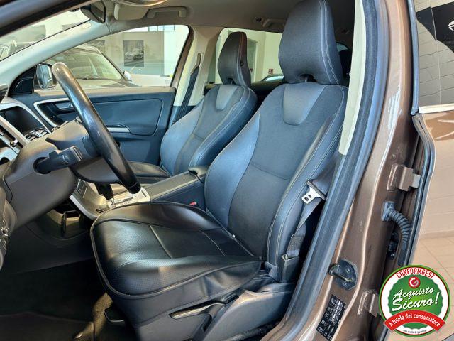 VOLVO XC60 2.4 D AWD Momentum