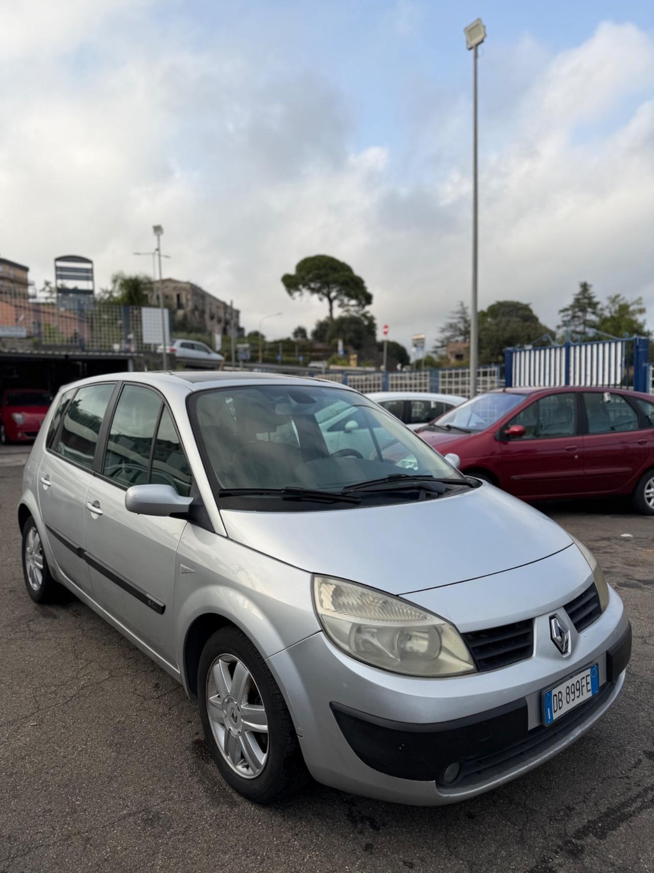 Renault Scenic Scénic 1.5 dCi/85CV Pack
