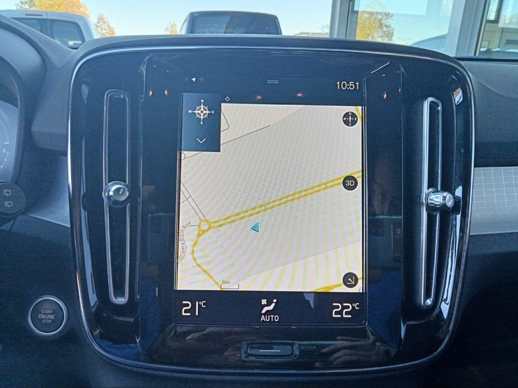 Volvo XC40 T4 Recharge Plug-in Hybrid OK NEOPATENTATI