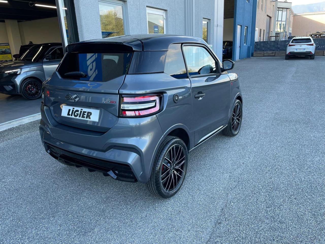 Ligier JS JS50 DCI Select