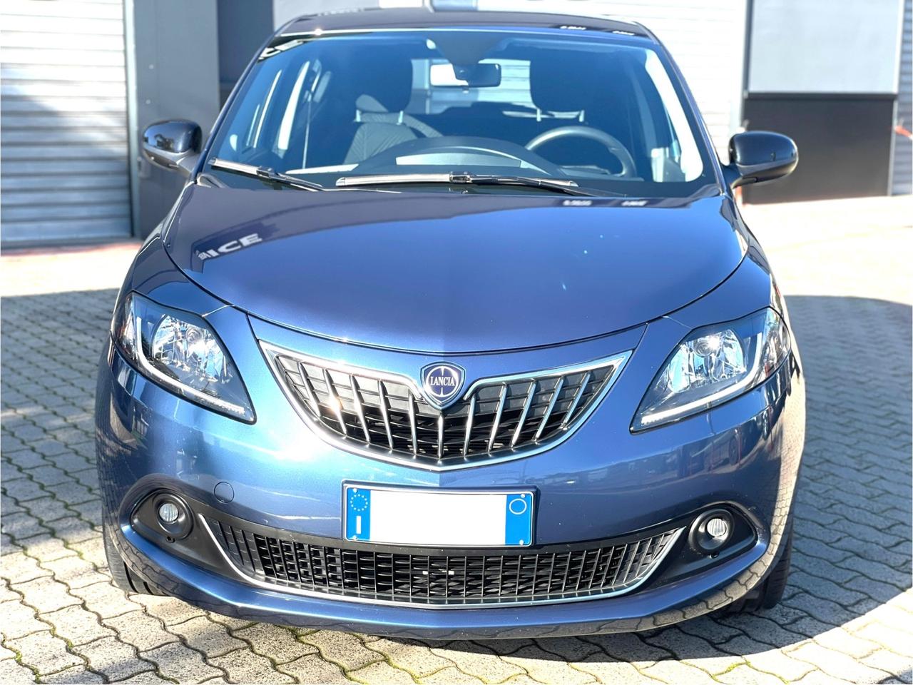 Lancia Ypsilon 1.0 2023 solo 45000km garanzia Lancia 2028