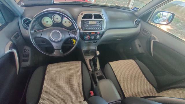 TOYOTA RAV 4 RAV4 2.0 16V cat 5 porte Sol 126000KM