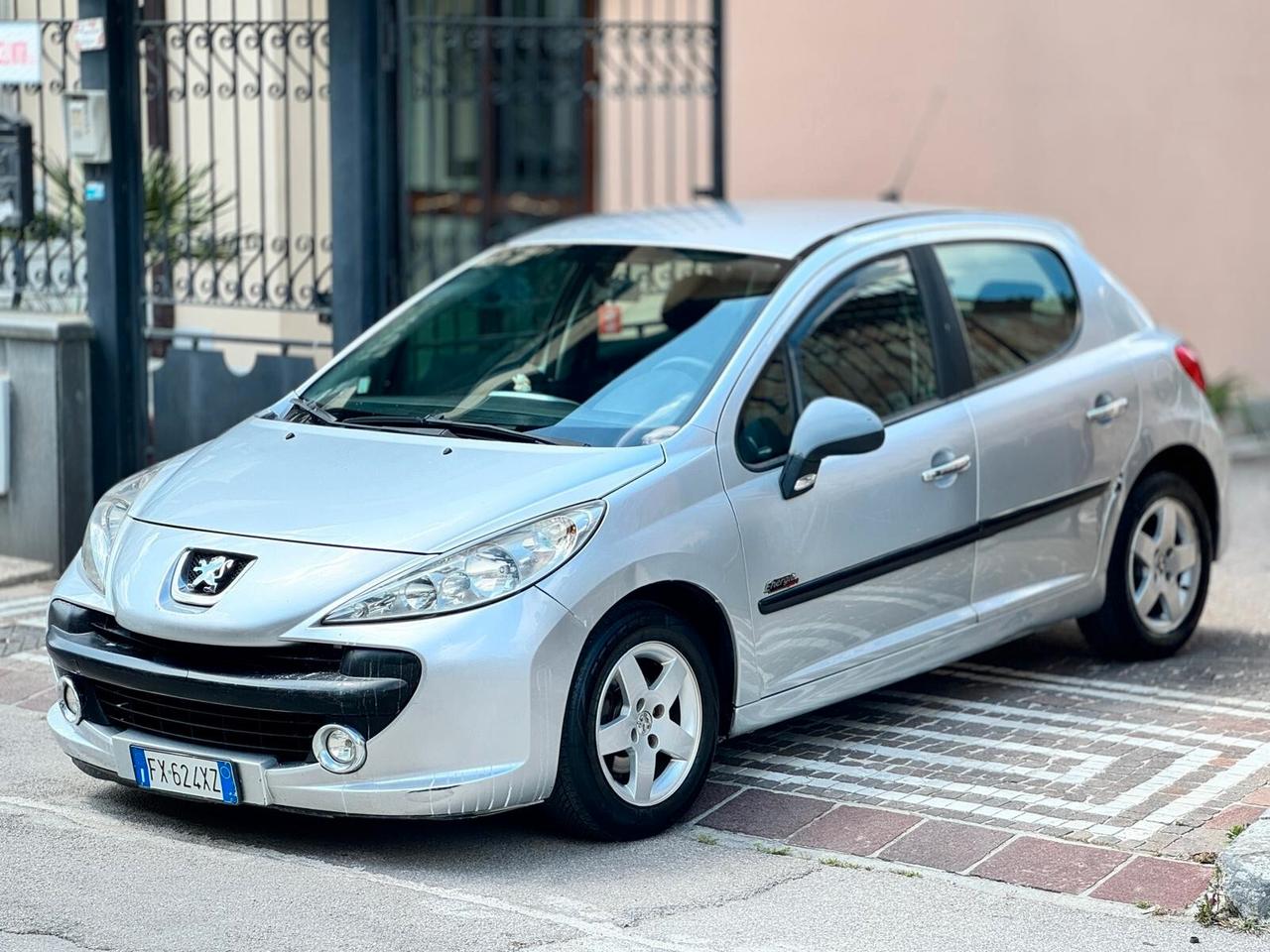 Peugeot 207 1.4 8V 75CV 5p. Energie Sport ECO GPL