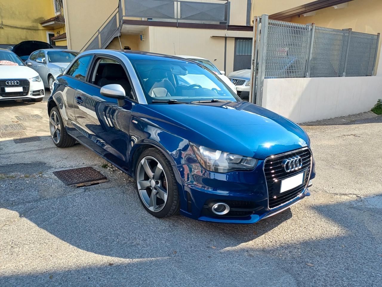 Audi A1 1.4 TFSI S tronic 119g Ambition S Line