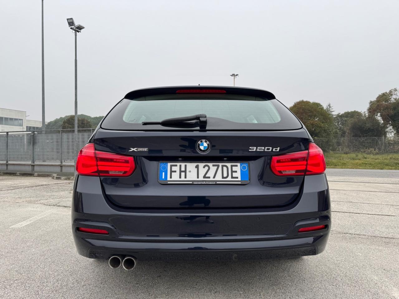 BMW 320d Automatic Touring XDRIVE - Navi 17