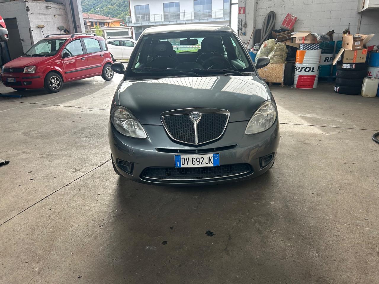Lancia Ypsilon 1.2 Argento