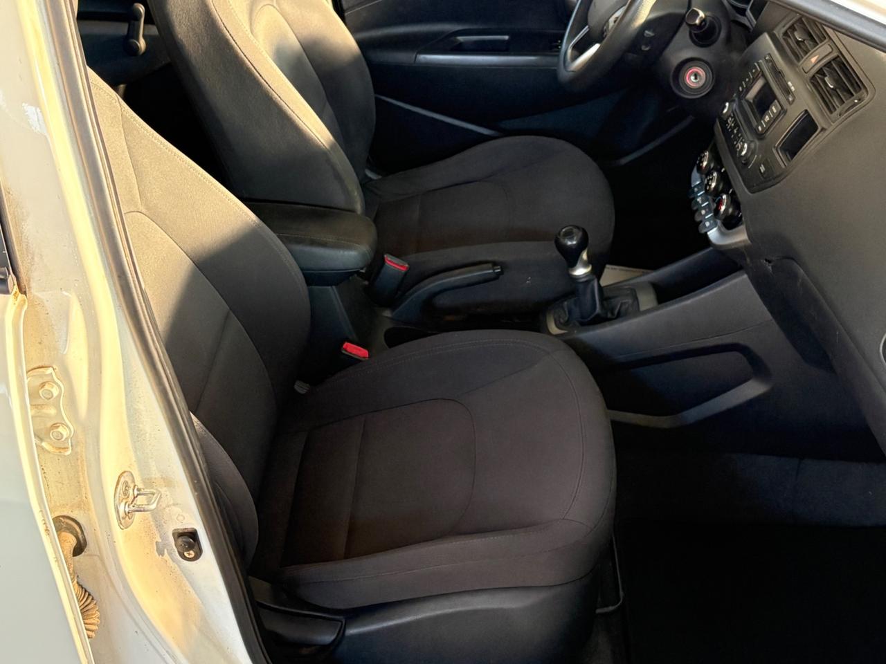 Kia Rio 1.2 CVVT 5p. EX