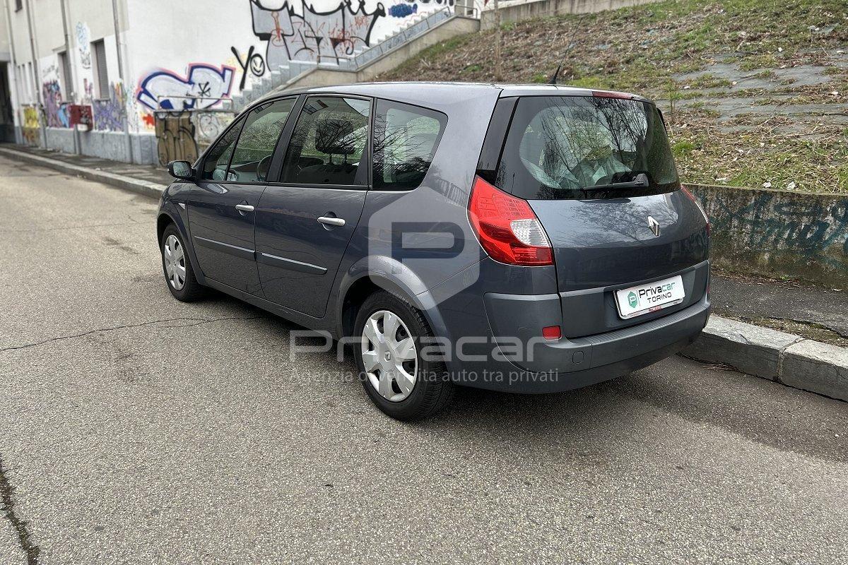 RENAULT Grand Scénic 1.6 16V Serie Speciale Dynamique