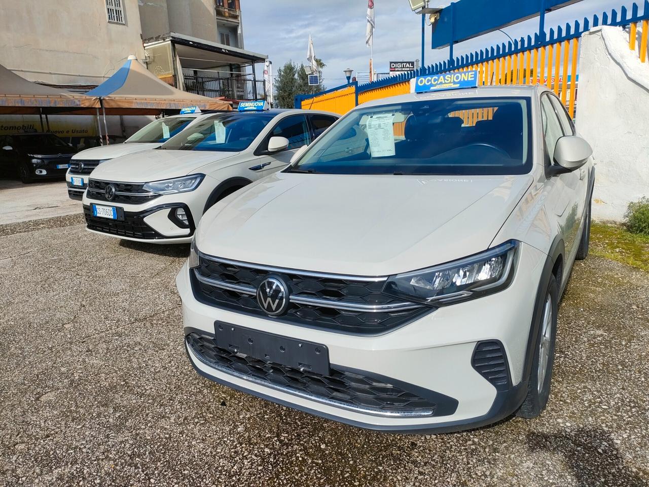 Volkswagen Taigo TSI 110cv DSG R-Line / Varie Disponibilità