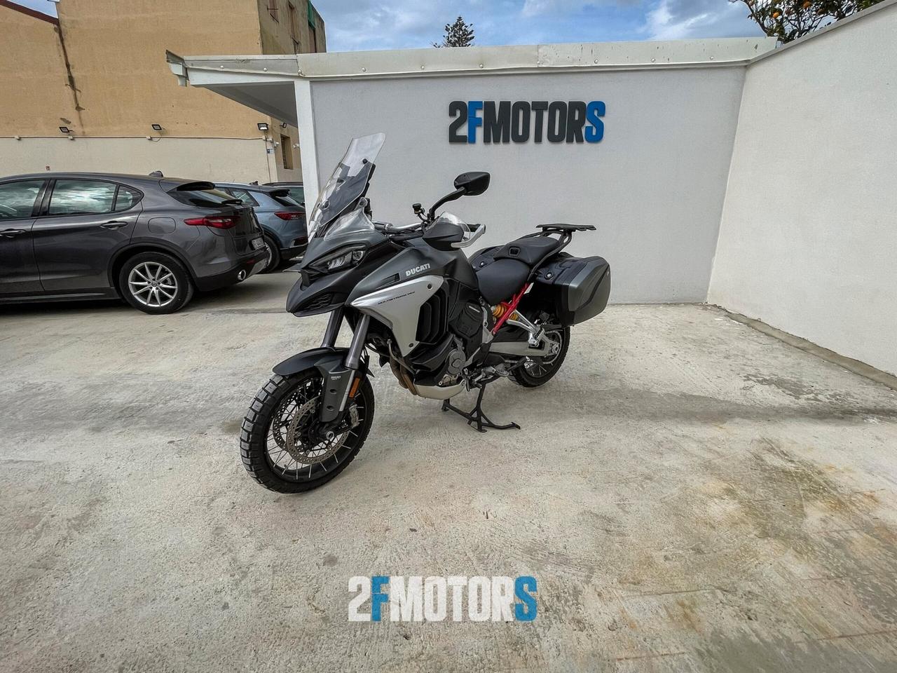 Ducati Multistrada V4 travel&radar aviator
