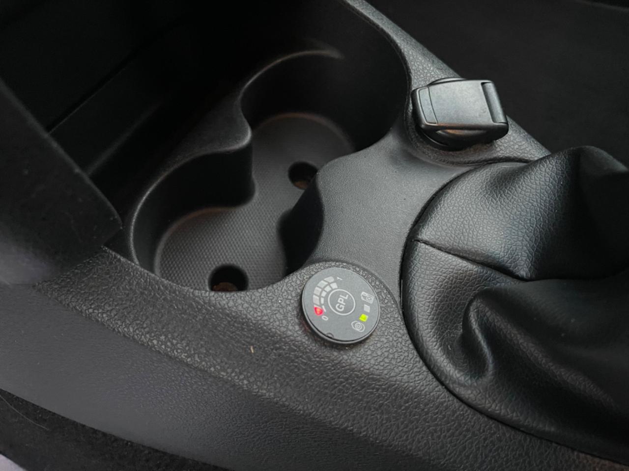 Dacia Sandero Stepway 0.9 TCe Turbo GPL 90 CV S&S Techroad