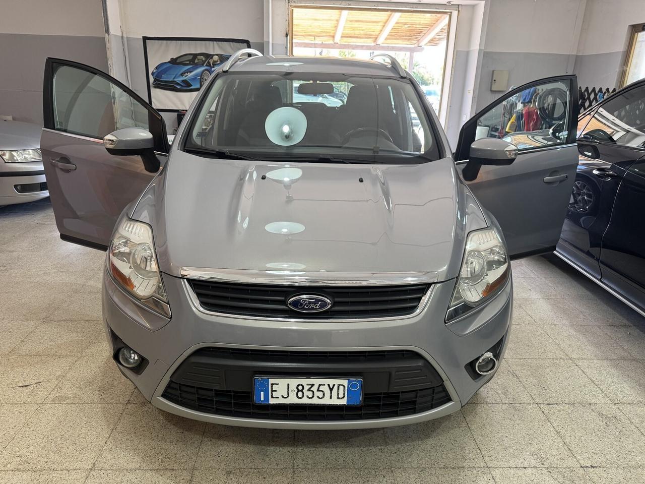 FORD KUGA 2.0 TDCi Titanium