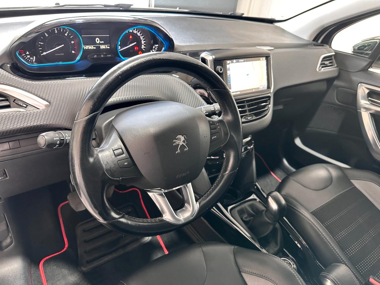 Peugeot 2008 BlueHDi 100cv Allure – PERFETTA – DA VETRINA