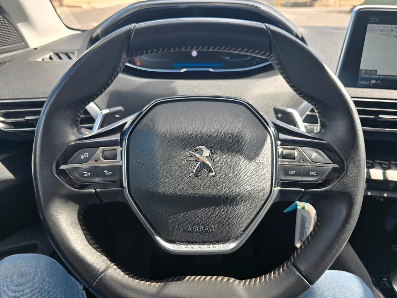 Peugeot 3008 BlueHDi 130 S&S Allure