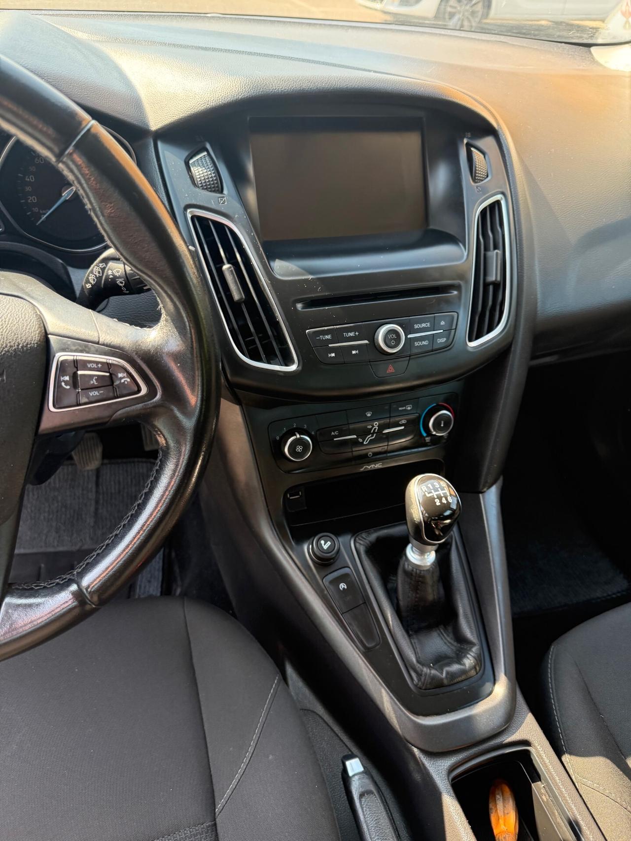 Ford Focus SW 1.5 tdci - NAV. - 12 MESI DI GARANZIA -