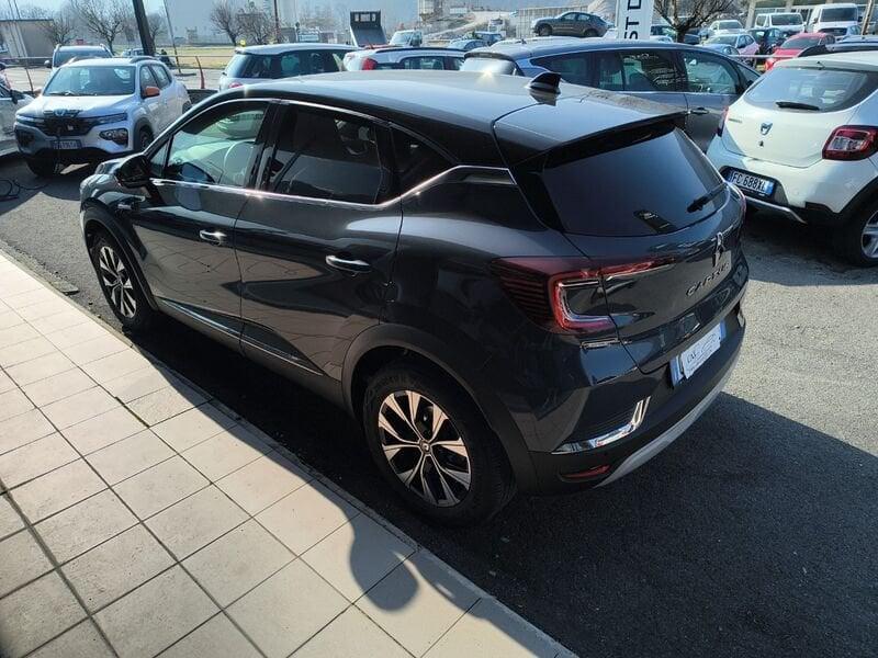 Renault Captur E-Tech hybrid 1.6 E-TECH HEV 145 TECHNO AUTO