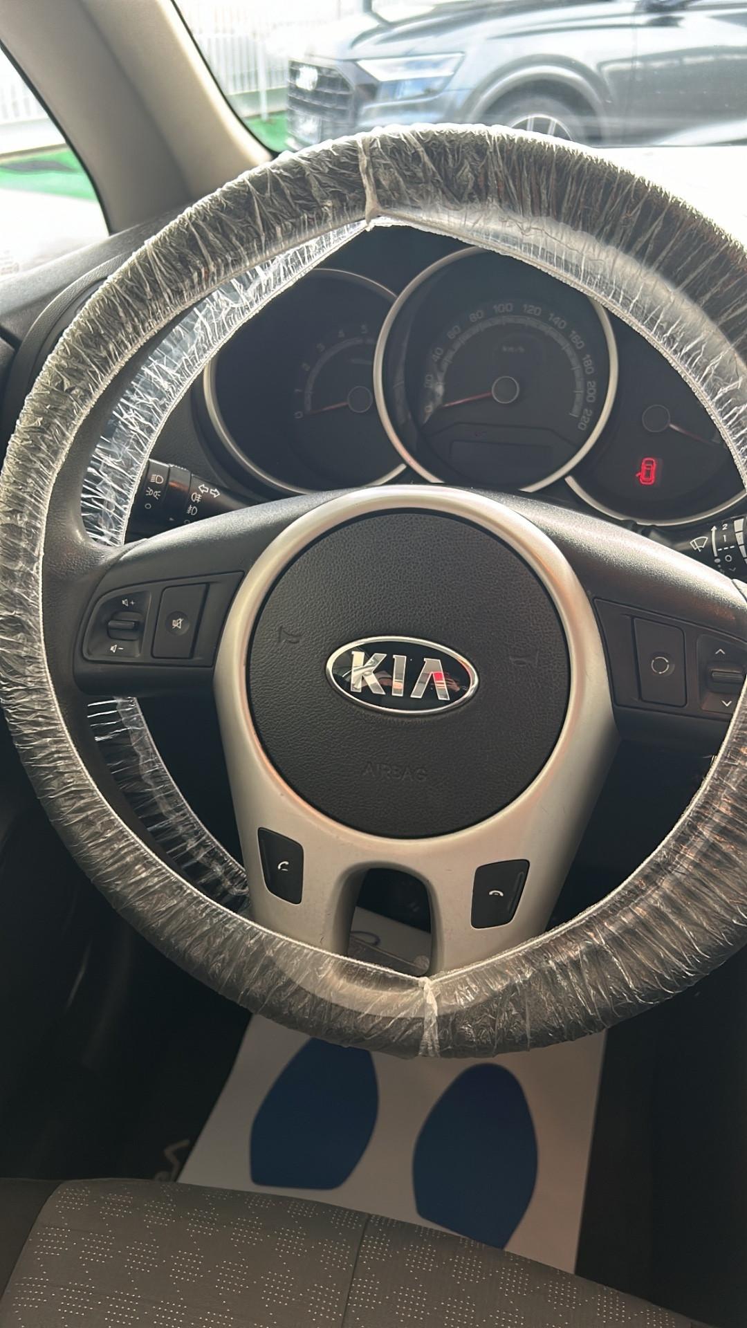 Kia Venga 1.4 CRDi 90cv Cool Neopatentati 12/2016