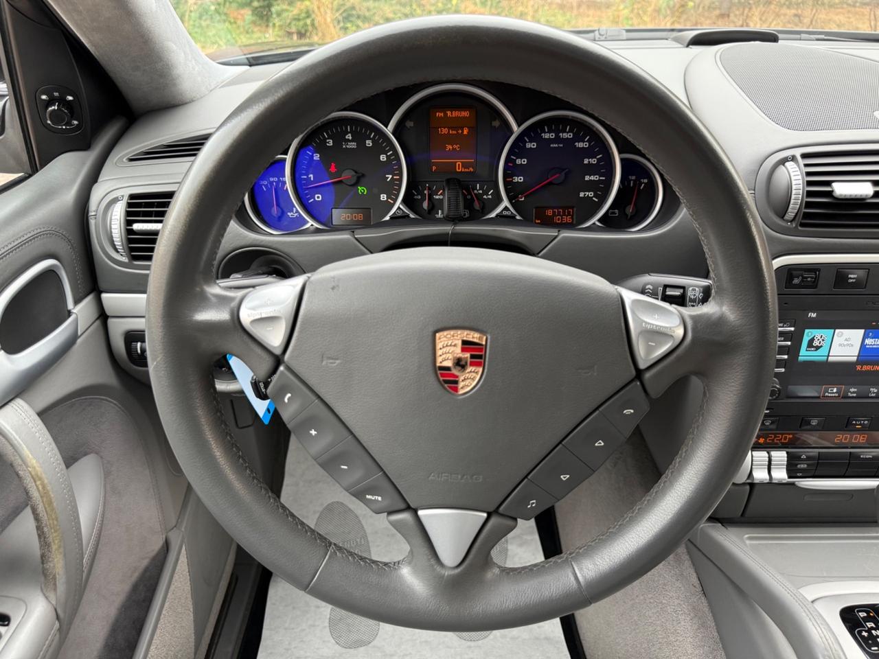 Porsche Cayenne 4.8 GTS