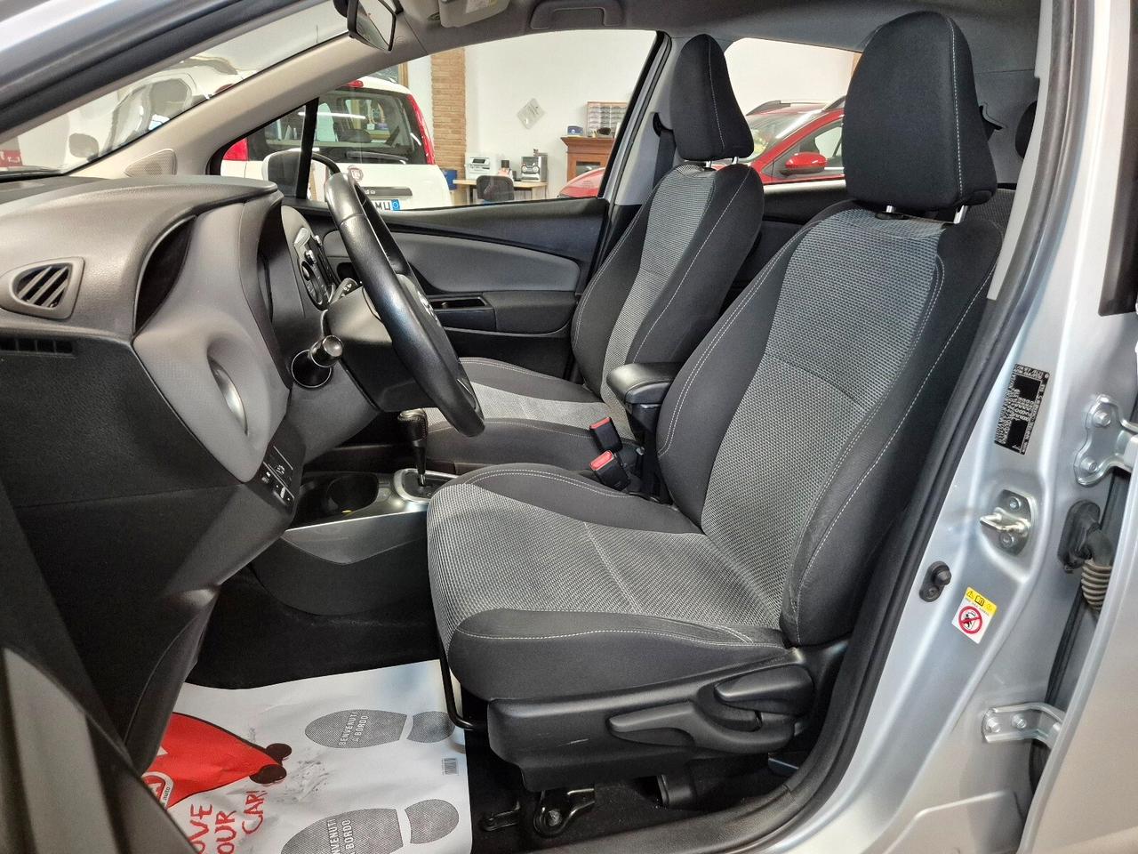 Toyota Yaris 1.5 Hybrid 5 porte Active