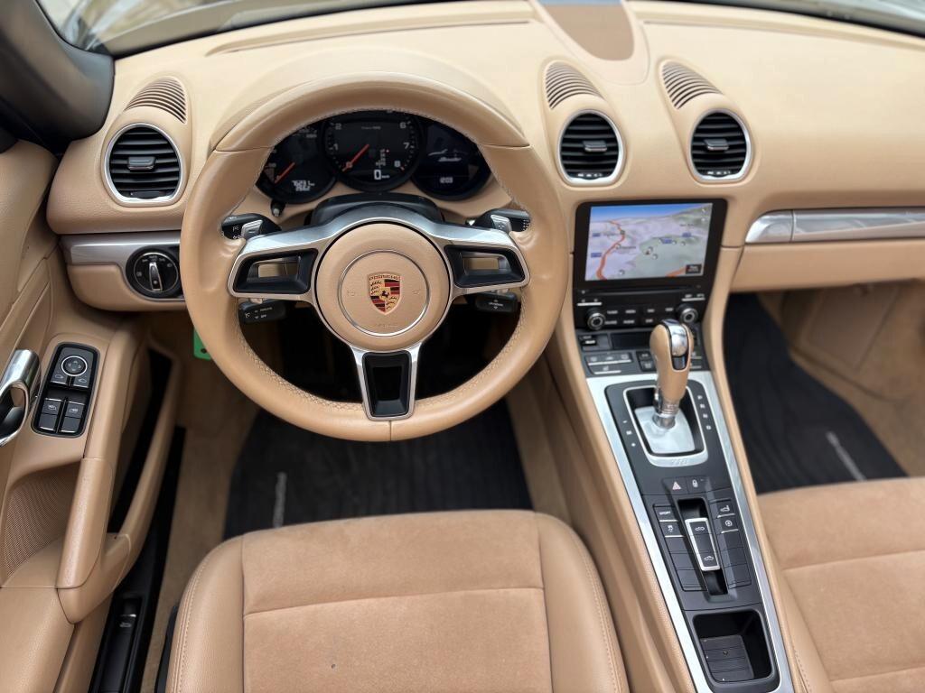 Porsche 718 Boxster 2.0 300cv pdk