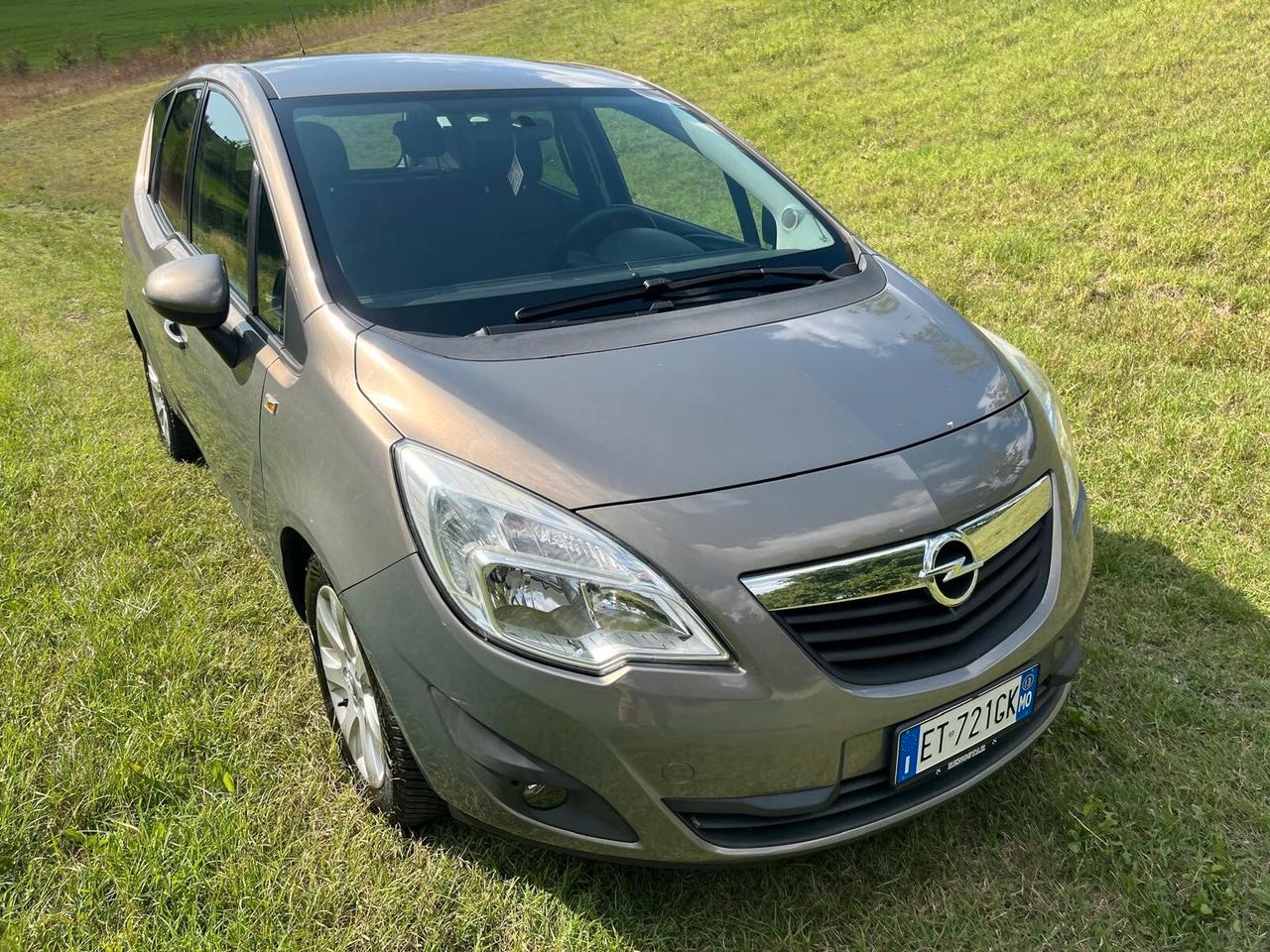 Opel Meriva 1.3 CDTI 95CV EcoFlex Cosmo