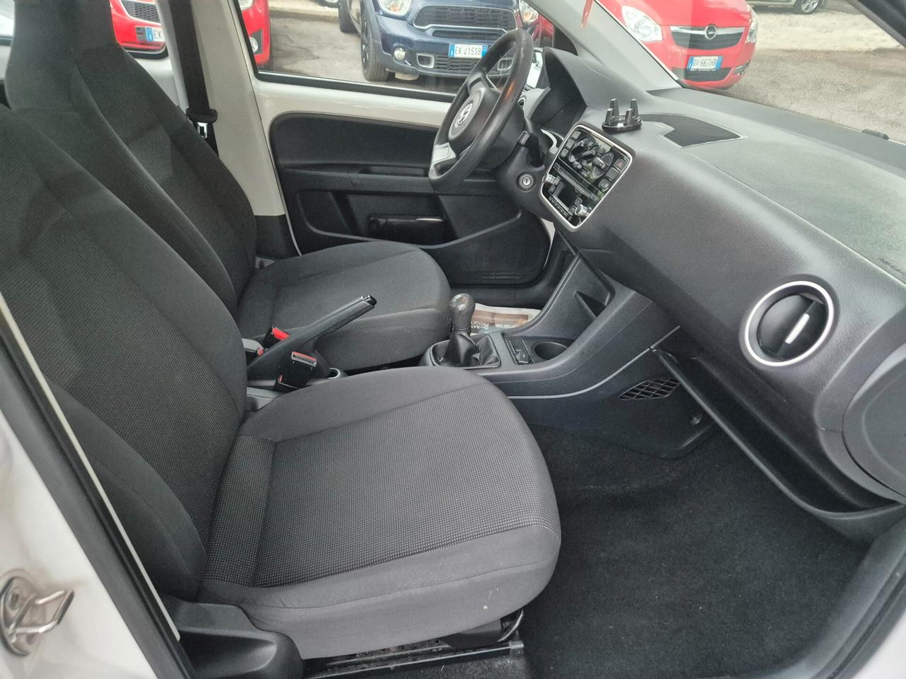 Volkswagen up! 1.0 75 CV 5p. high