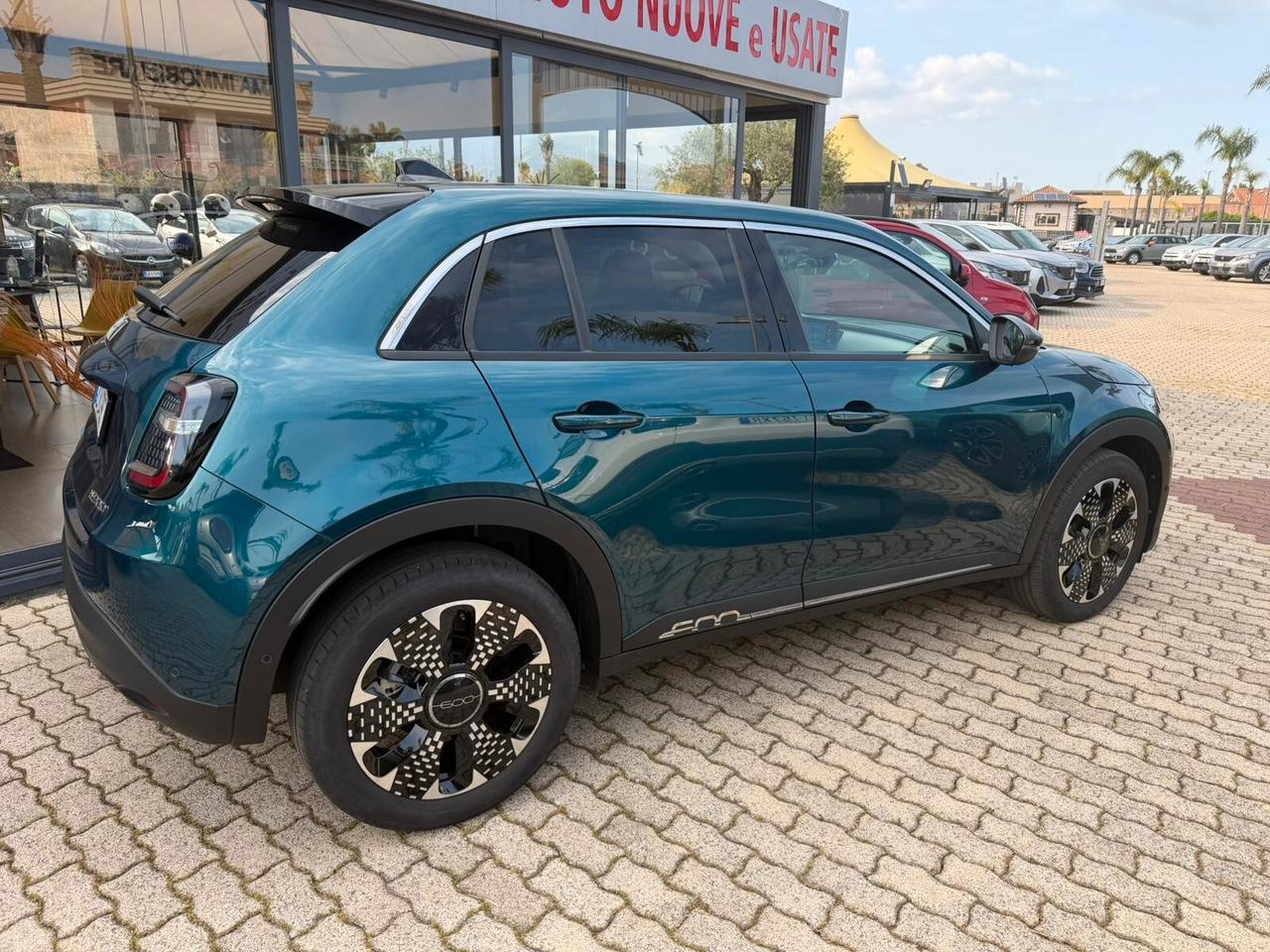 Fiat 600 Hybrid 110 CV DCT MHEV La Prima