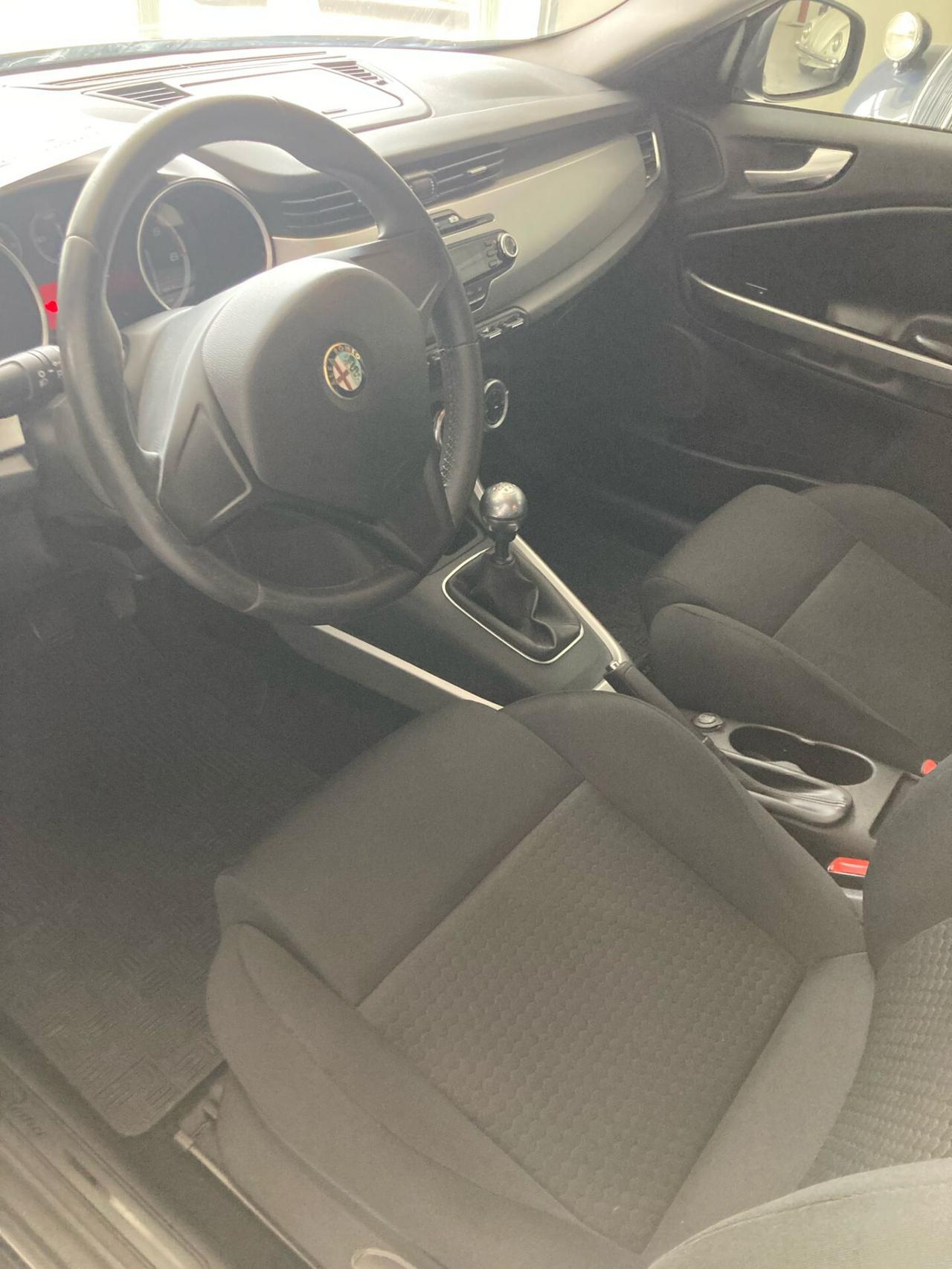 Alfa Romeo Giulietta 2.0 JTDm-2 140 CV Distinctive