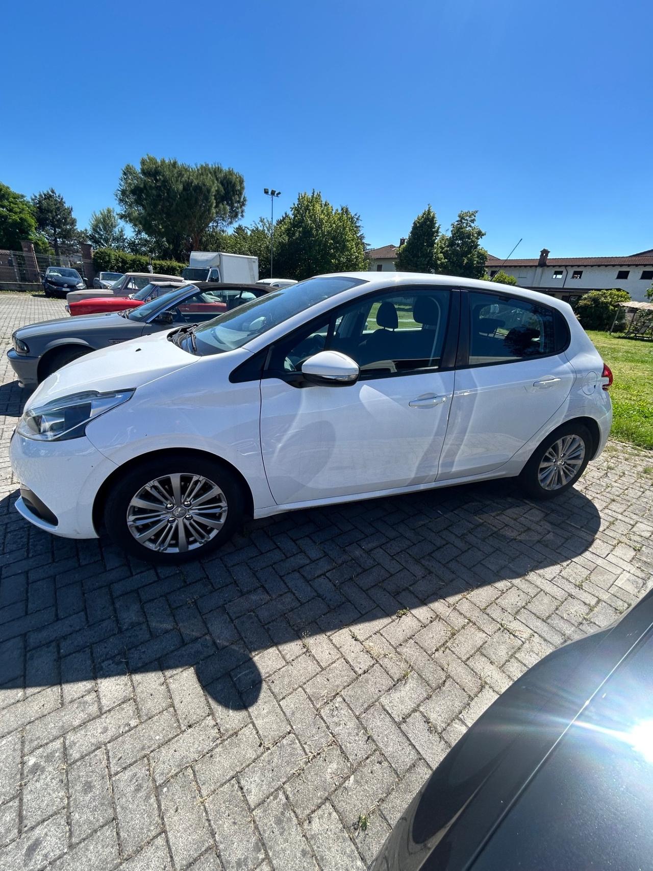 Peugeot 208 PureTech 82 5 porte Active