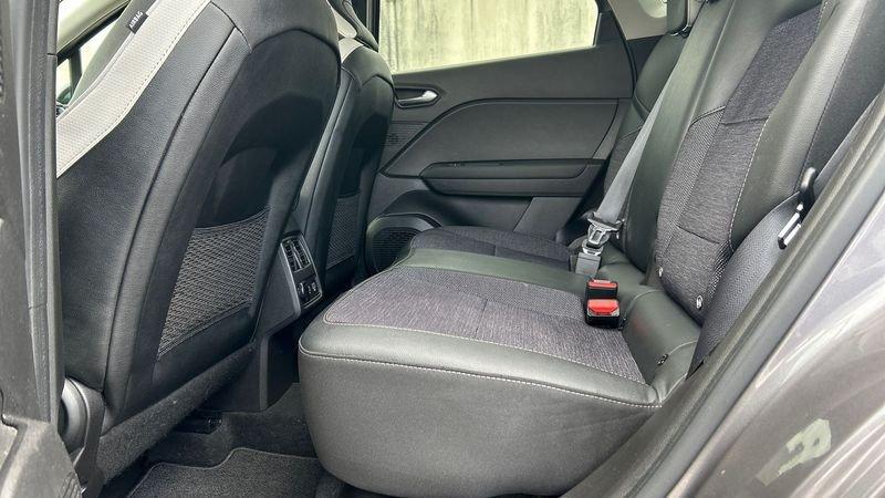 Renault Captur 1.6 E-TECH Plug-in Hybrid 160cv Intens Auto