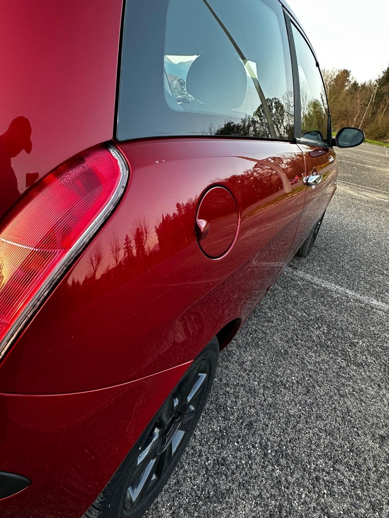 Lancia Ypsilon 1.3 Multijet 16V Platino