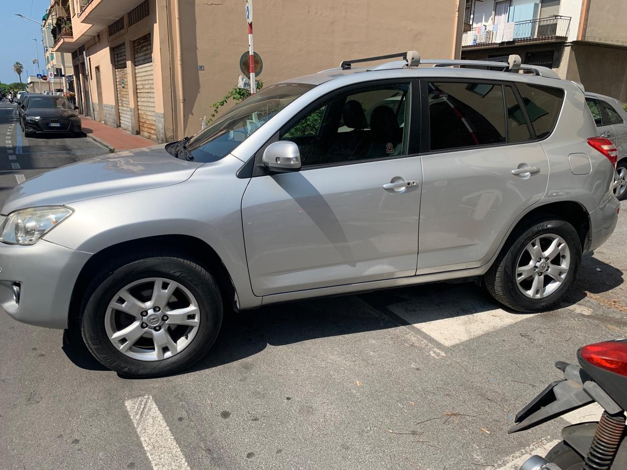 Toyota RAV 4 2.2 D-4D 150 CV DPF 07/2009 Km 154000