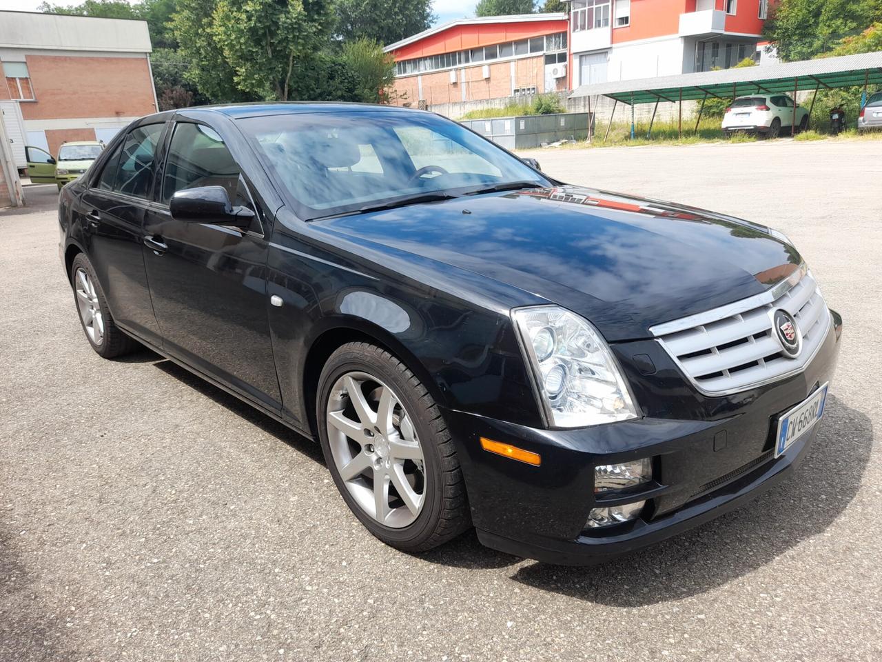 Cadillac STS 4.6 V8 aut. Elegance