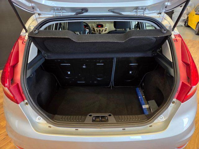 FORD Fiesta 1.4 5 porte Bz.- GPL Titanium