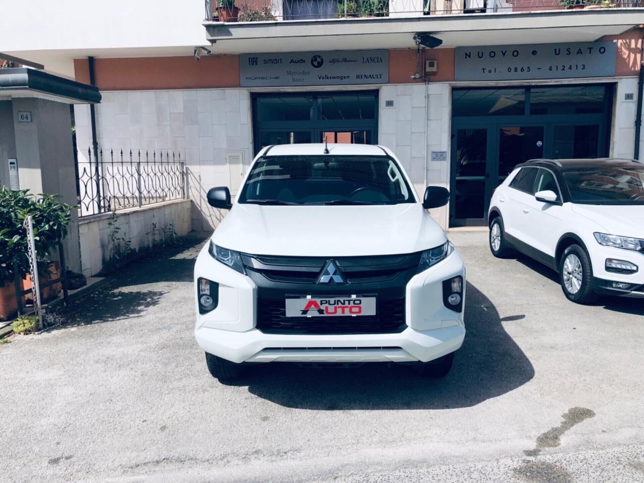 Mitsubishi L200 2.3 D CABINA ESTESA 4x4 Super Se
