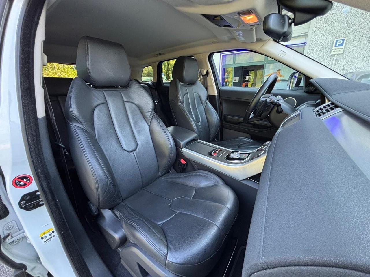 Range Rover Evoque 2.2 TD4 5p. Prestige