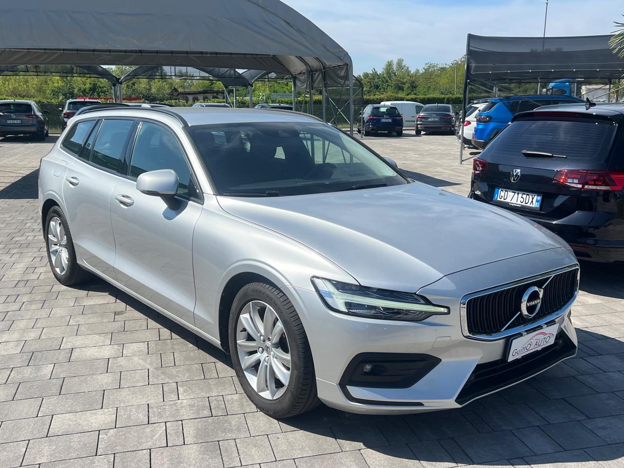 Volvo V60 D4 Business FINANZIABILE