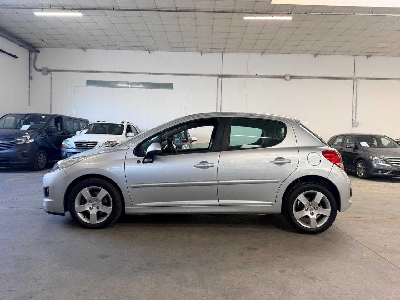 Peugeot 207 1.6 8V HDi 112CV 5p. XS
