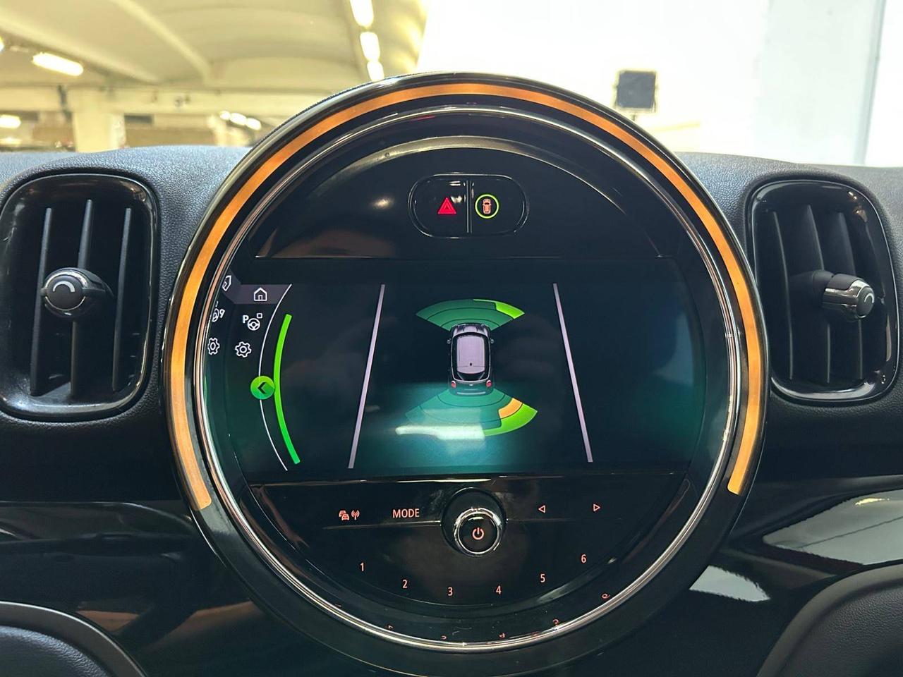 MINI Countryman Cooper SE ALL4 Essential